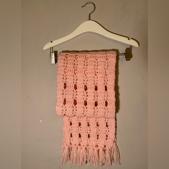 Hand made Scarf - Picture 1 of 5